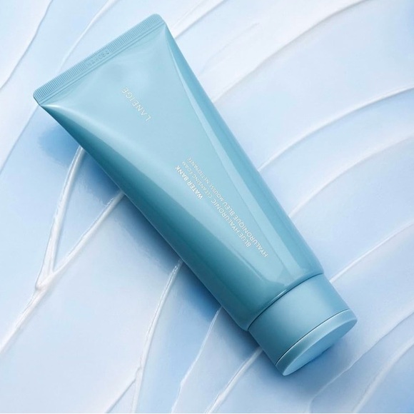 LANEIGE Water Bank Cleansing Foam - Picture 2 of 7